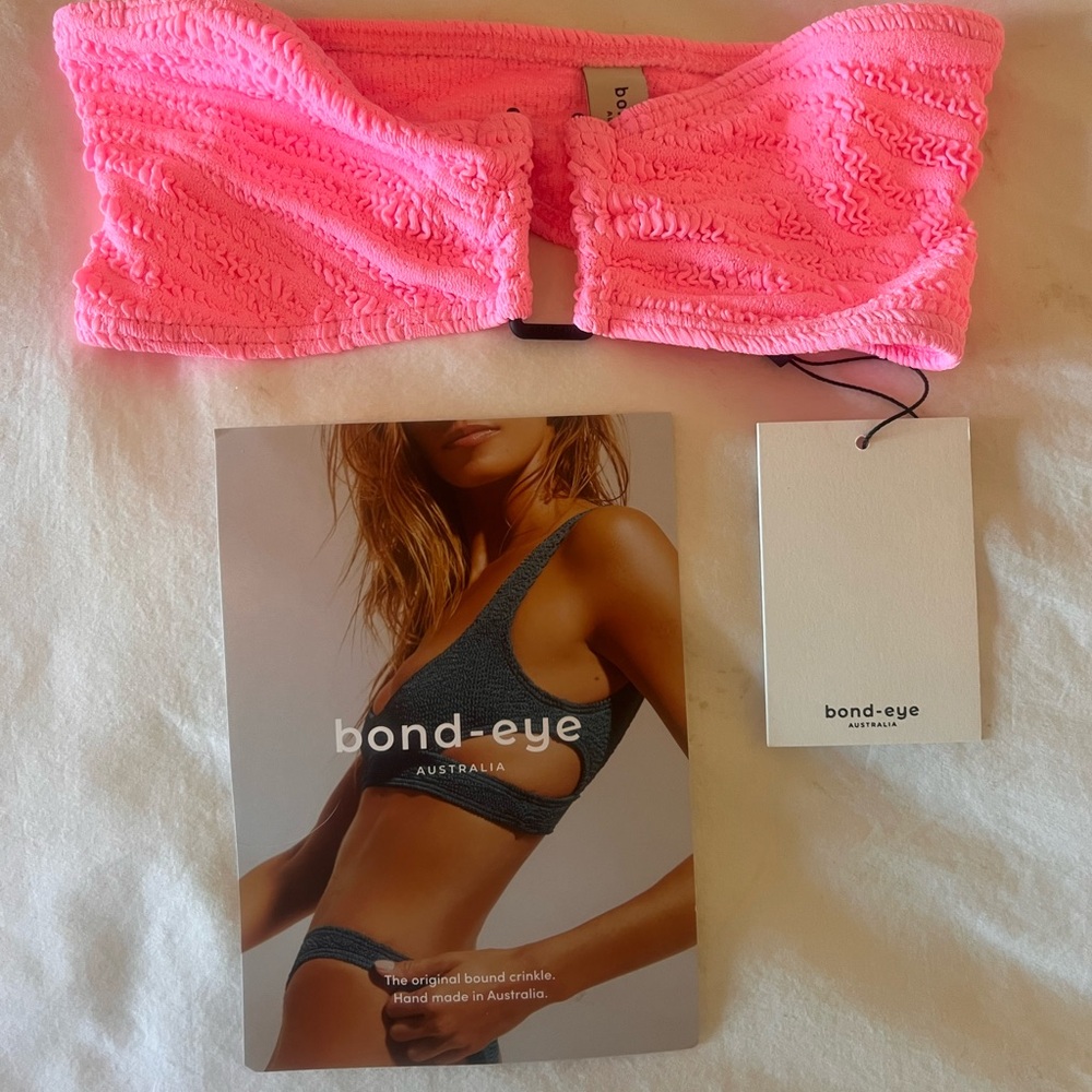 Bond-eye bathing suit